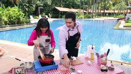 Spaghetti Seafood Marinara & Strawberry Chocolate Crepes