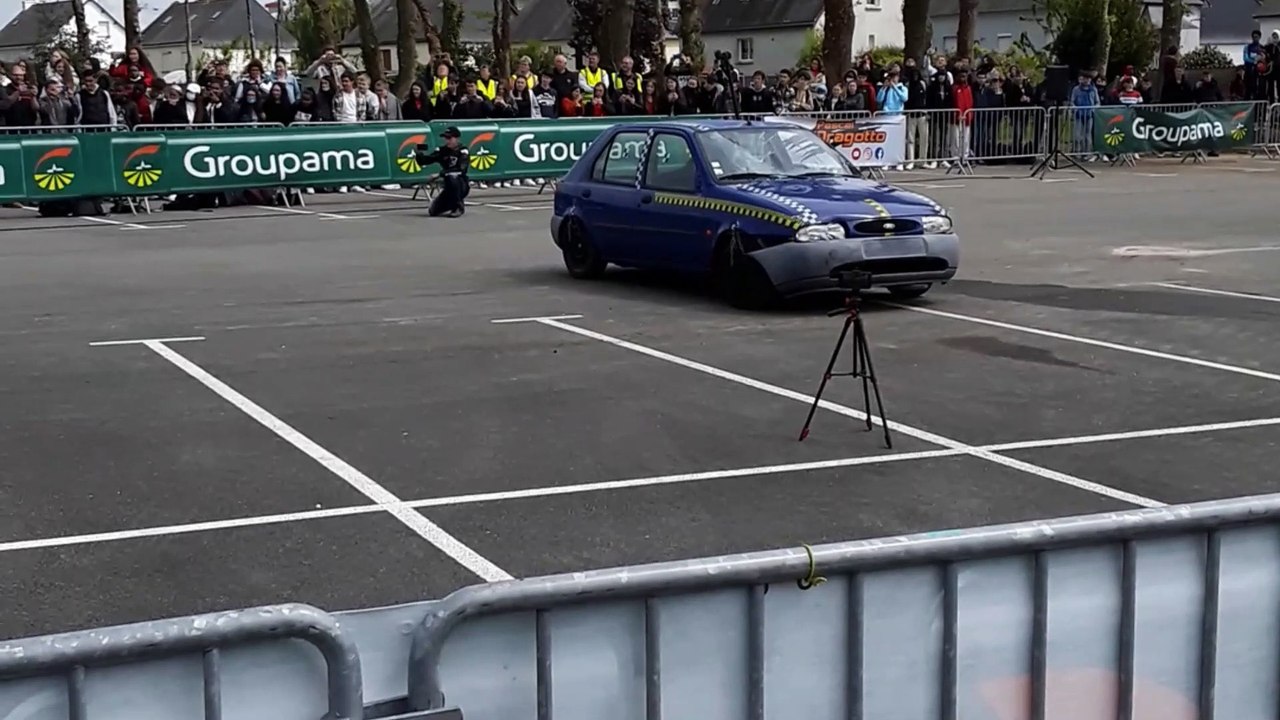 Auto contre auto à 50 kmh