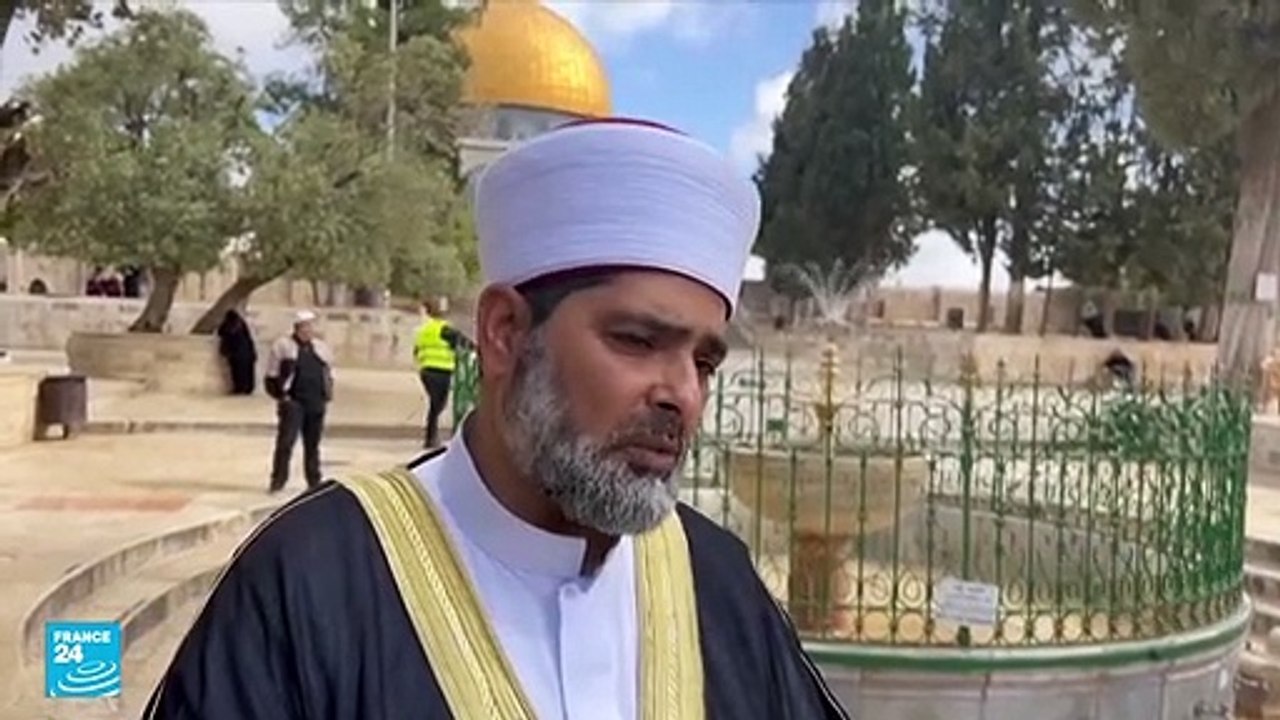 صدامات بين الشرطة الإسرائيلية وفلسطينيين في المسجد الأقصى