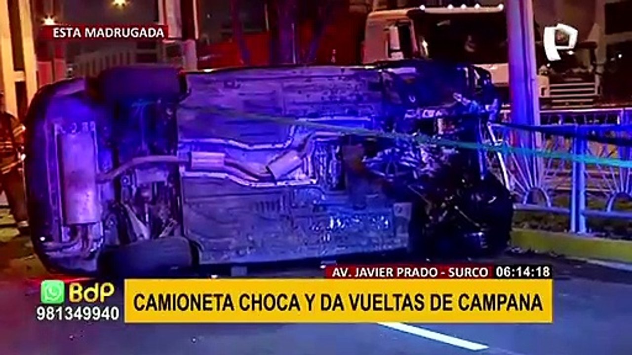 Surco: Camioneta choca y da vueltas de campana en la avenida Javier Prado