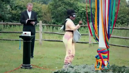 Taskmaster S 13 Ep 2 Birdy Hand Finger