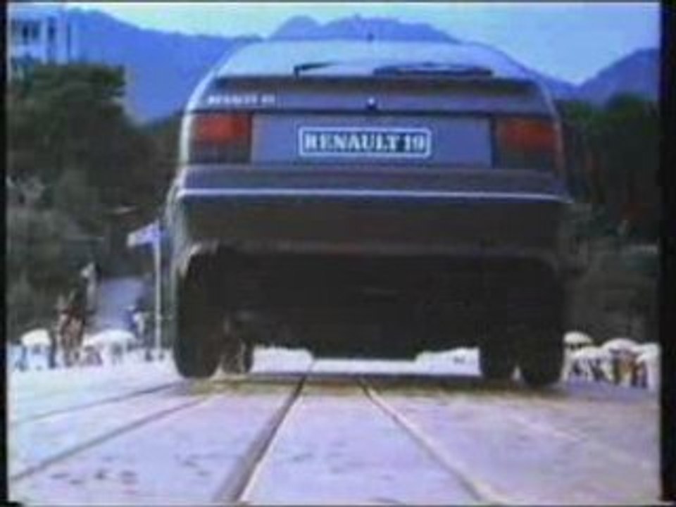 Christopher Lambert Spot Renault 19 (VHSrip spanish)