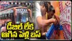 Wedding Bus Stopped With Diesel Running Out, Public Facing Traffic Problems V6 Teenmaar