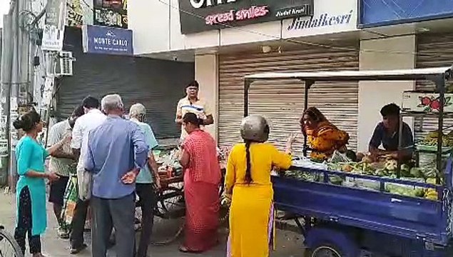 Jodhpur Violence Live Update : कर्फ्यू में छूट, पहरे में खरीदारी, video में देखें छूट में कैसे रहे हालात