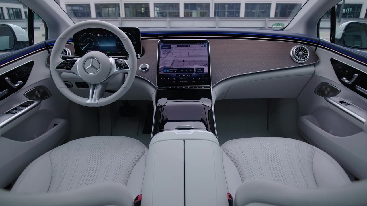 Der neue Mercedes EQE - MBUX (Mercedes-Benz User Experience)