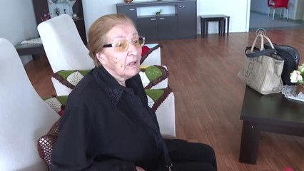 "Nesibe anne" 16 yıldır huzurevi sakinlerine rehberlik yapıyor