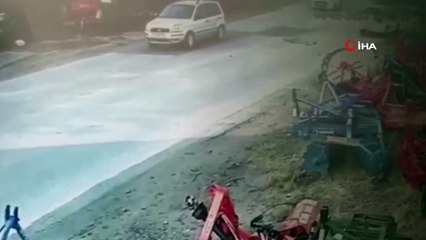 Yola savrulan 12 ton ağırlığındaki rulo metal sac dehşet saçtı