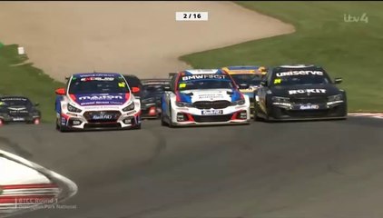 BTCC Donington 2022 Race 1 Hill Turkington Ingram Sutton Epic Battle Lead