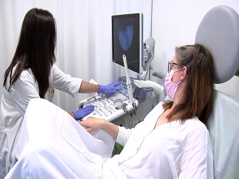 Cómo prevenir el cáncer de ovario y cuáles son sus síntomas