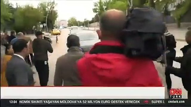 Ümit Özdağ'ın İçişleri Bakanlığı'na yürüyüşüne izin verilmedi