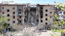 بدون تعليق: عملية إزالة الأنقاض في أعقاب قصف روسي على منطقة كييف