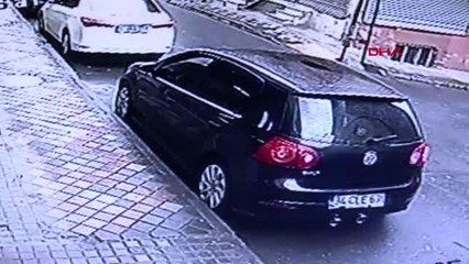 BAĞCILAR'DA OTOMOBİL İÇİNDE CİNAYET
