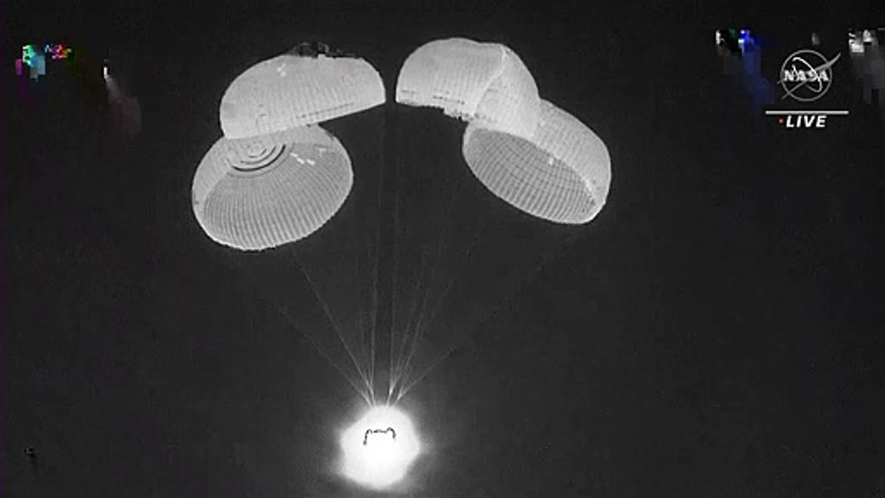 Astronautas da Crew-3 retornam à Terra