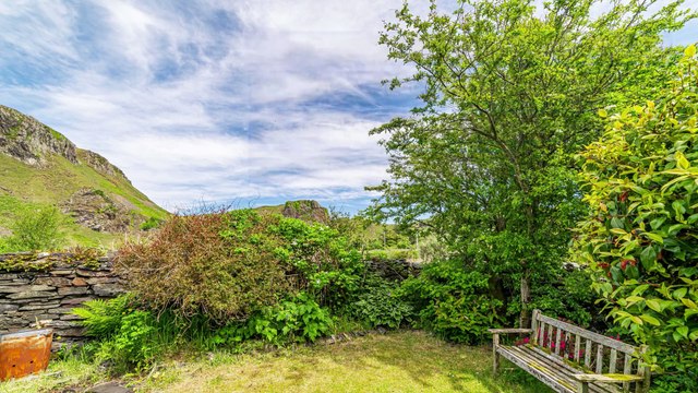 For Sale Offers Over £175,000, Ellenabeich , Isle of Seil, Argyll