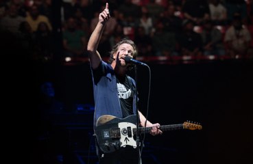 Eddie Vedder: Tribut für Foo Fighters‘ Taylor Hawkins