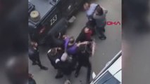 Ataşehir'de karısını öldüren saldırgana linç girişimi kamerada