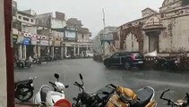 राजस्थान में बदला मौसम से मिली राहत, जयपुर में बारिश तो अलवर में गिरे ओले