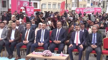 Bursa'nın 600 yıllık mirası "Erguvan Bayramı" kutlanıyor