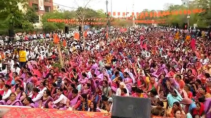 मजदूर आक्रोश रैली....हक के लिए आवाज की बुलंद, जुटे हजारों लोग