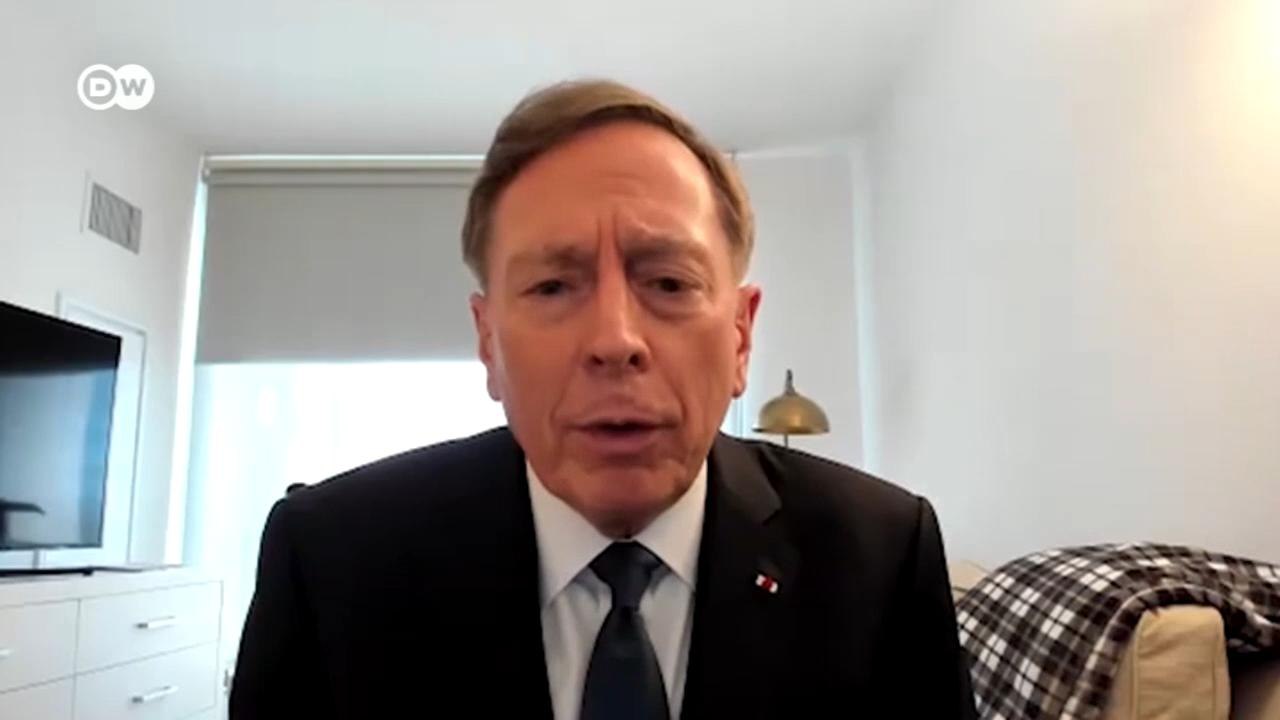 Экс-глава ЦРУ о проблемах российской армии в Ук...