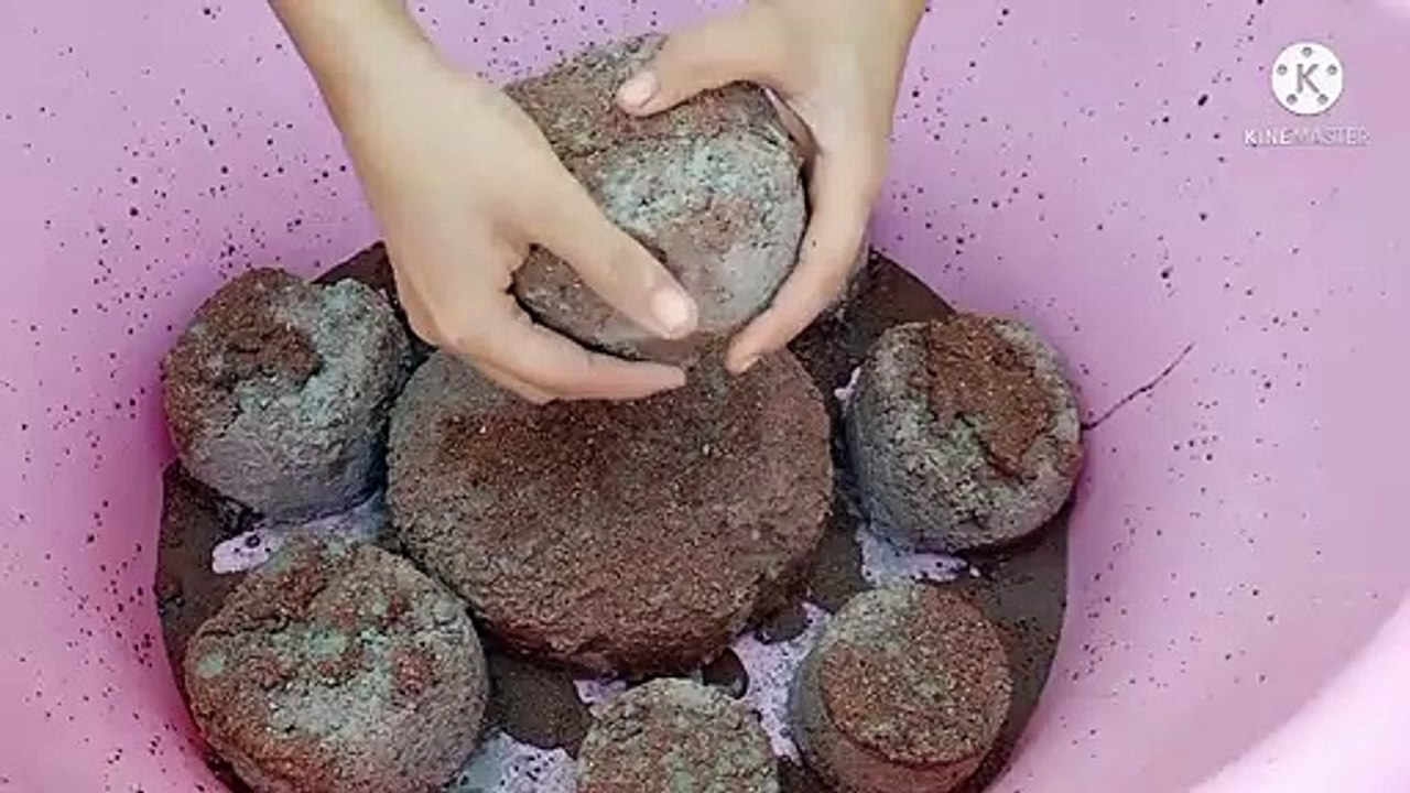 Creamy Gritty Red Dirt Sand Cement Dry Water Crumbles Cr: M S ASMR