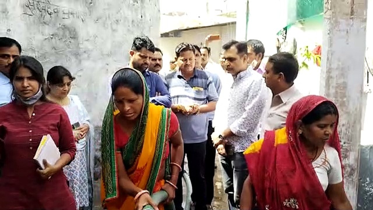 Collector on tour to take stock of drinking water supply system