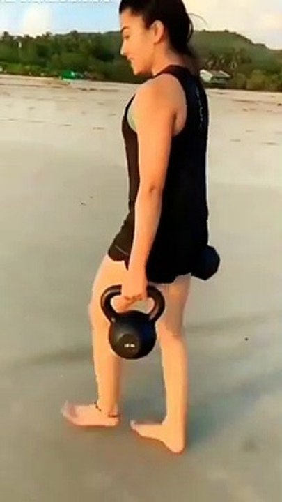 Rasmika mandanna sea beach work out #shorts #rasmika #rashmikamandanna