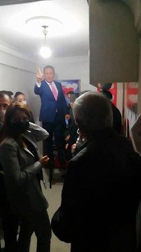 Mustafa Sarıgül'den Abdüllatif Şener modeli