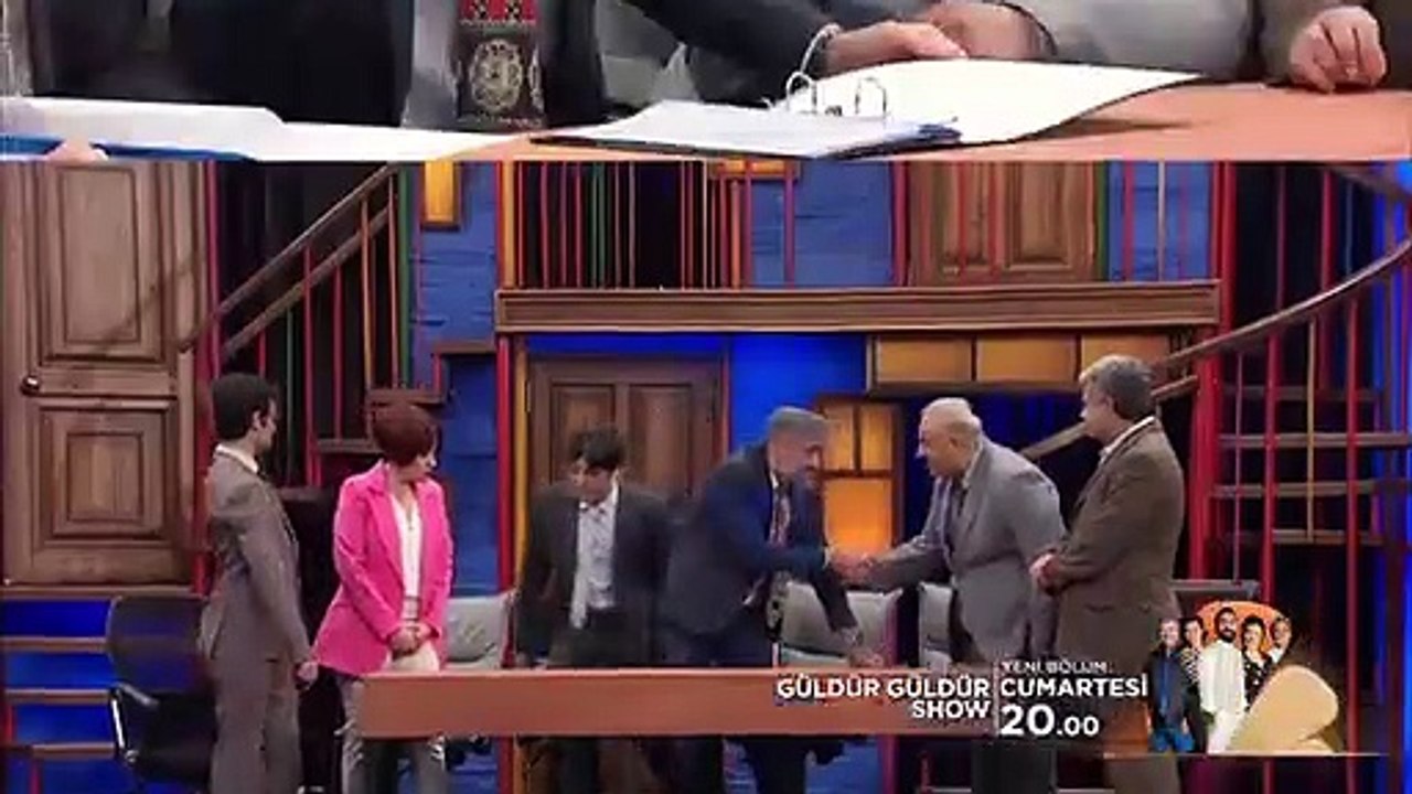 Güldür Güldür'den Bakan Nebati skeci: Size iyi bir haberim var, Türk Lirası daha fazla değer kaybedemez!