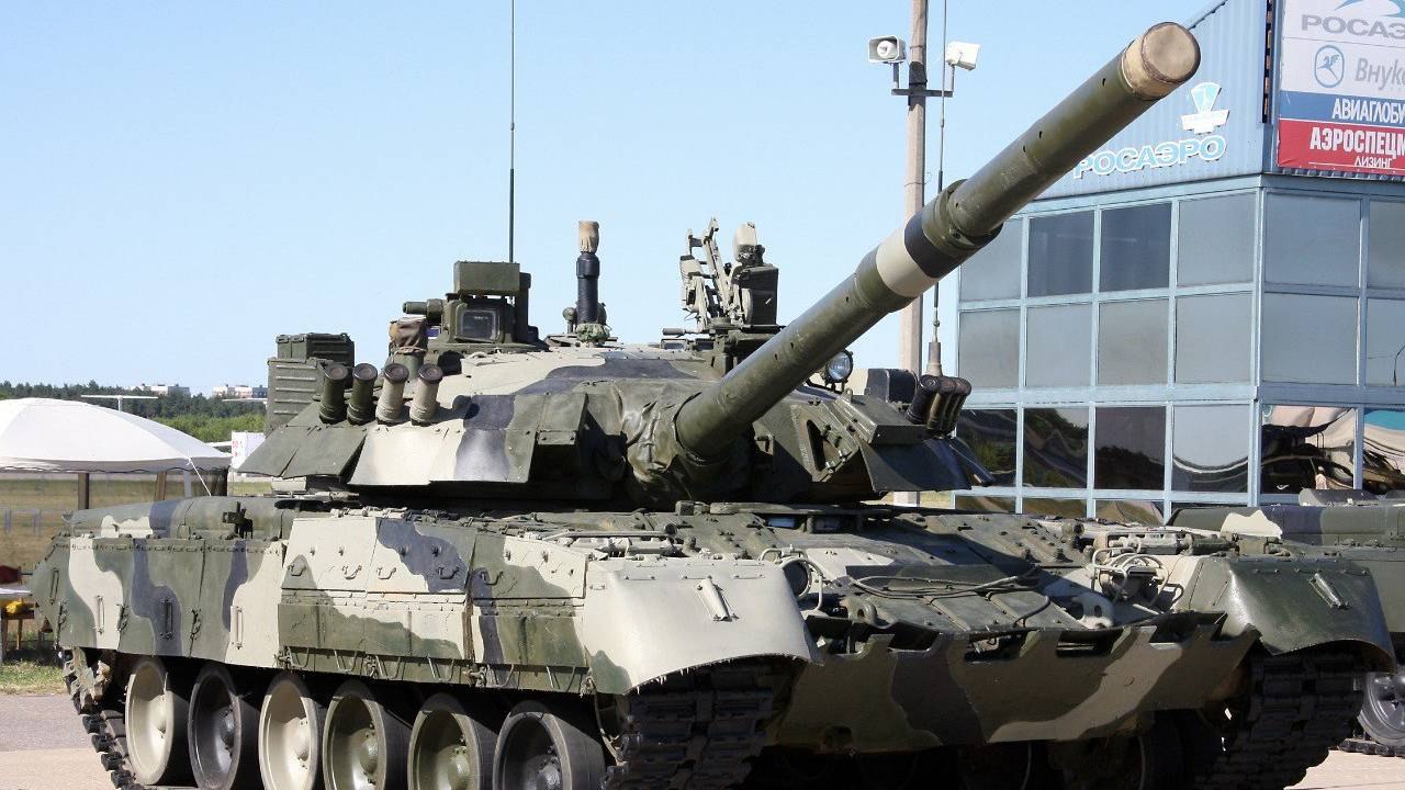 Arjun Main Battle Tank MK-1A Features తేలికైన ట్యాంకులు అవసరం| Pak Battle Tanks  | Telugu Oneindia