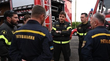 Vigili del Fuoco italiani consegnano 45 automezzi ai colleghi ucraini (07.05.22)