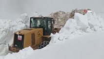Mayıs ayında karla mücadele çalışmaları devam ediyor
