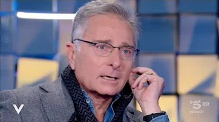 Il conduttore lo ha deciso Quando i miei figli cresceranno mi ritirerò dal mondo della Tv Paolo B072