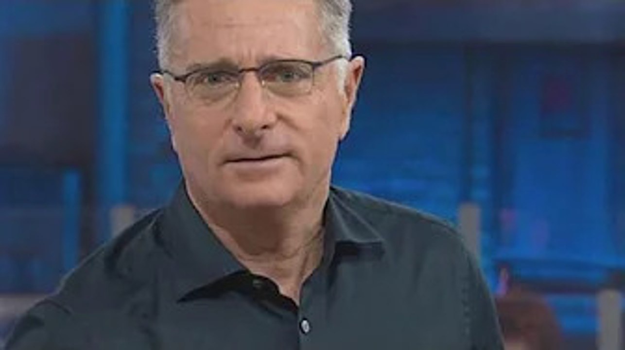Paolo Bonolis entrerà nella casa del Grande Fratello Vip come ospite Ipotesi più vicina al sì Dop