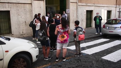 Solo 42% mamme under 54 anni lavora, al Sud piu' difficile