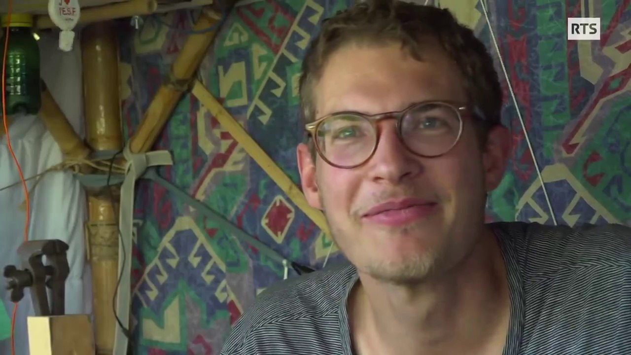 Félix et sa poule, comme un goût et précurseurs de la nouvelle Terre ?