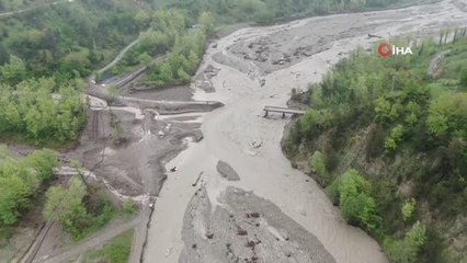 Son dakika haberleri | Üçüncü kez selin vurduğu ilçe diken üstünde, korkudan evlerine giremiyorlar