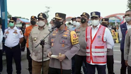 Tinjau Arus Balik di Bakauheni Lampung, Kapolri Minta Masyarakat Manfaatkan WFH dan Libur Sekolah