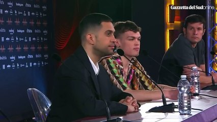 Rutto di Mahmood durante la conferenza stampa degli Eurovision