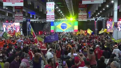 Lula lança candidatura presidencial