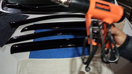 Cómo instalar Botaguas en el  Nissan Tiida