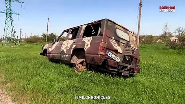 Russian marines patrol the Azovstal industrial area. Abandoned vehicles of UAF militants with German numbers were found in the area.