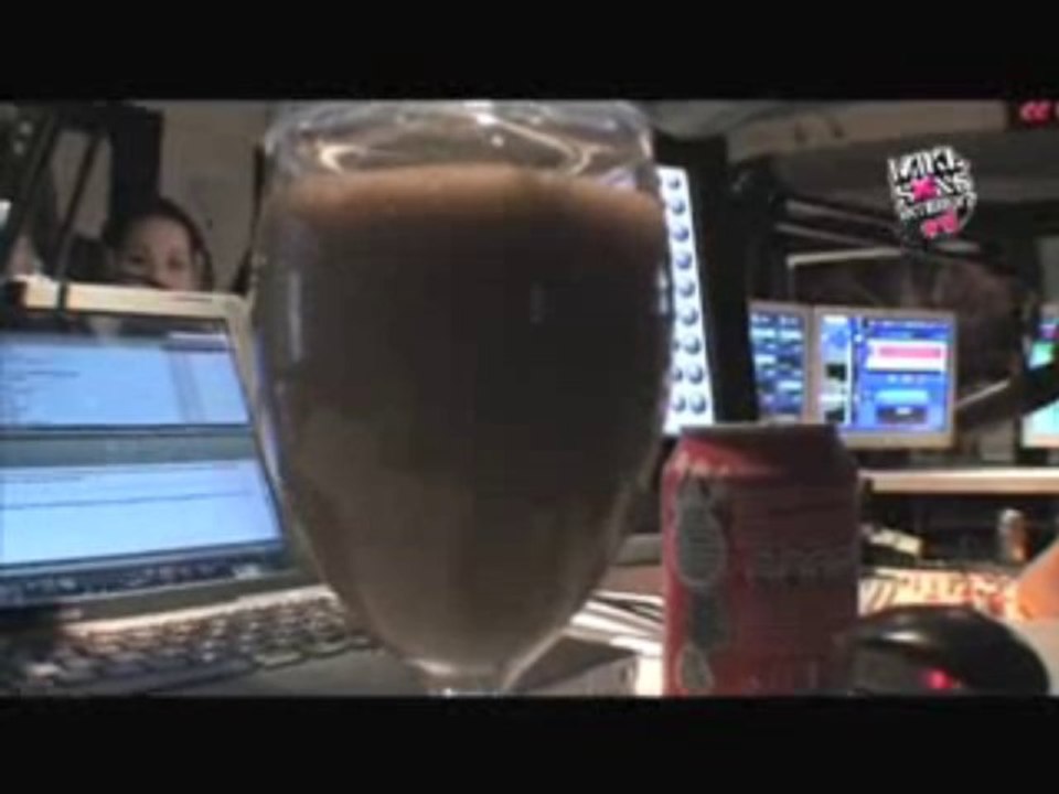 Bailey's + Coca = Danger
