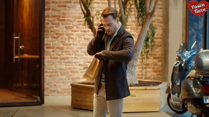 El Amor esta en el Aire- Love is in the Air- 100