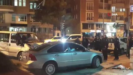 Son dakika haberleri | Ticari araç otomobille çarpıştı: 1 yaralı