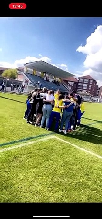 Cri de joie des féminines