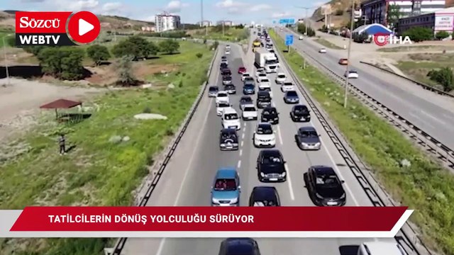 43 ilin geçiş noktasında trafik yoğunluğu: Tatilcilerin dönüş yolcuğu sürüyor
