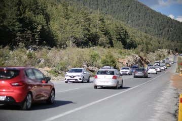 Antalya-Konya kara yolunda trafik yoğunluğu