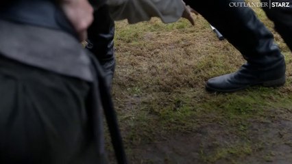 Outlander s6 e8 - Clip - Shooting Begins