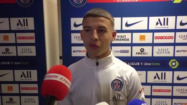 36e j. - Gharbi : Rentrer avec Messi, Mbappé et Neymar, je n'avais jamais rêvé aussi loin
